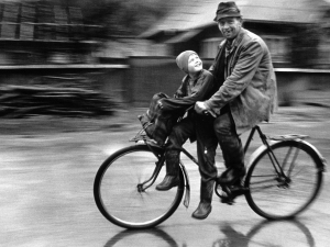 Vélo Roumanie Père et fils Les cycles de l'amour